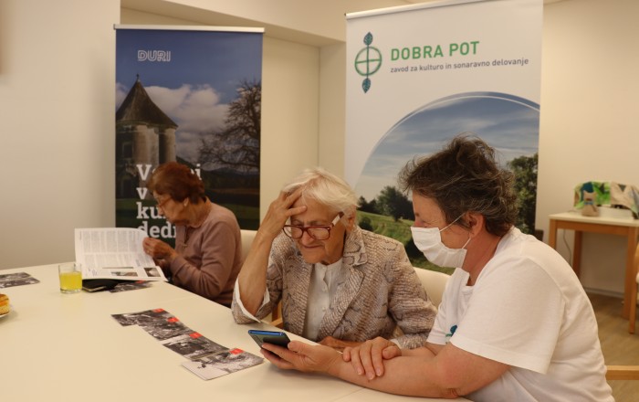 dediscina-in-spomini-