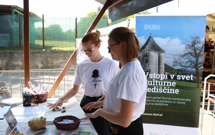 kamenckanje-v-komnu-