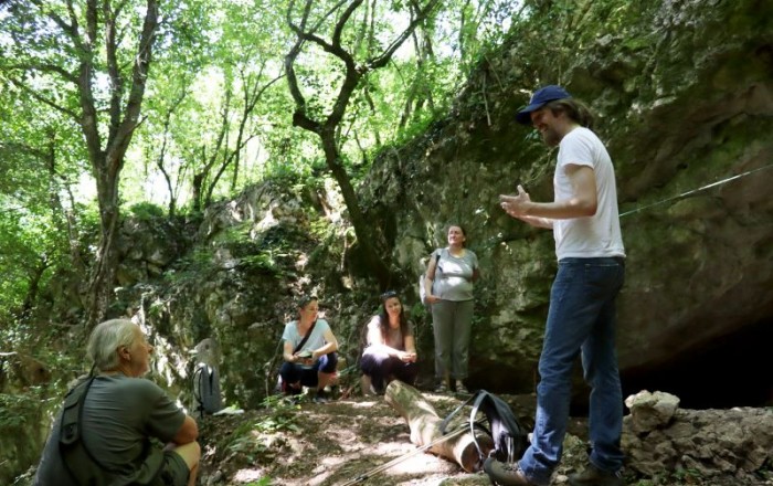 arheoloski-pohod-stari-grad-nad-famljami-