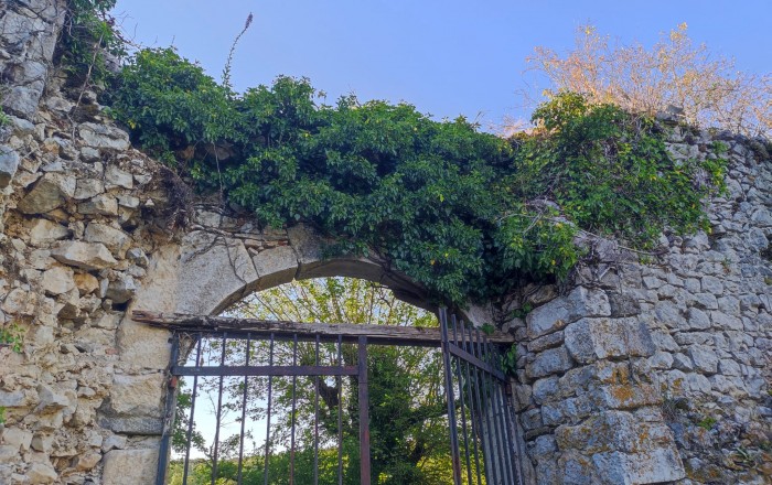 izrocilo-grad-skolj-