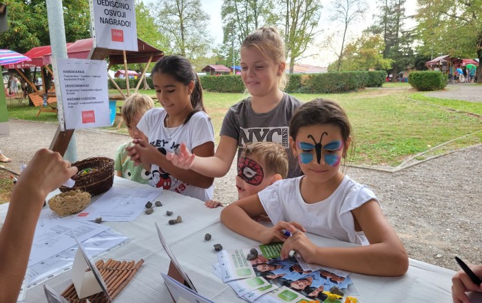 dedicinske-igre-v-sezani-