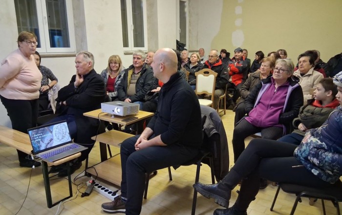 uspesen-filmski-vecer-v-stjaku-