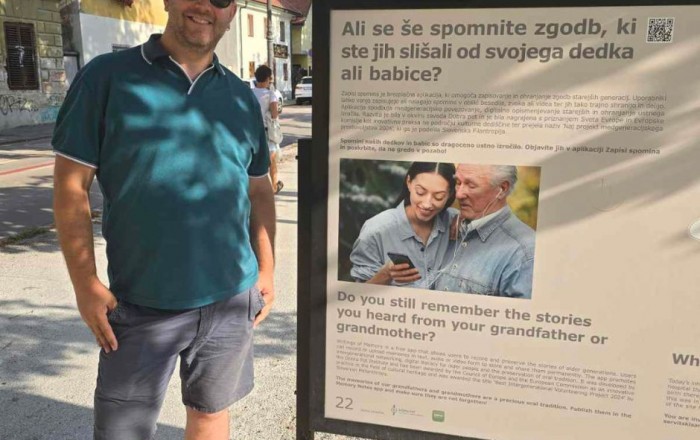 zapisi-spomina-na-razstavi-