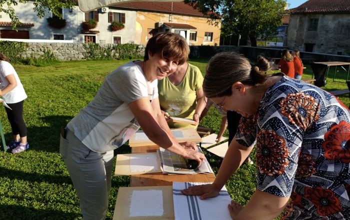 trajno-skladno-v-divaci-